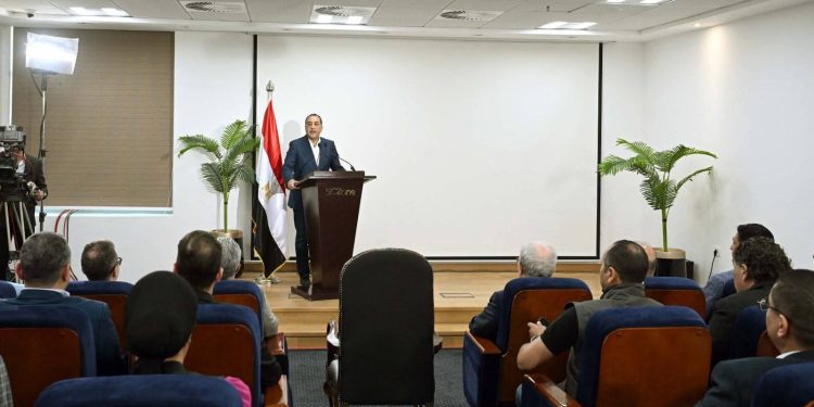 “مدبولي”: انتهاء الحرب لا يعني تراجعًا فوريًا في أسعار النفط أو الغاز.. وأسواق الطاقة ستحتاج فترة زمنية حتى تستعيد توازنها الطبيعي