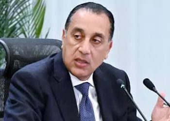 الحكومة: إعادة تشكيل المجموعة الوزارية الاقتصادية وتعيين وزير المالية متحدثًا رسميًا