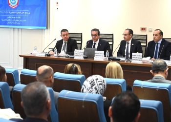 “صحة البرلمان” تستعرض خطة التنمية وموازنة القطاع الطبي للعام المالي الجديد بحضور وزير الصحة