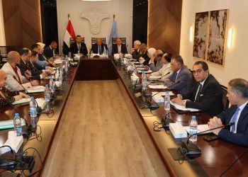 المجلس القومي لحقوق الإنسان يناقش قرارات عيد العمال الأخيرة في إطار الحقوق الاقتصادية والاجتماعية