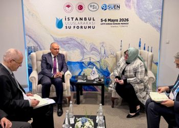 وزير الري يلتقي مع رئيسة مركز “سيسريك” التابع لمنظمة التعاون الإسلامي لبحث تعزيز التعاون في مجال بناء القدرات