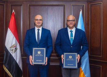 *في إطار توجيهات الدولة بالتوسع في مشروعات البنية التكنولوجية وتحسين خدمات الاتصالات*