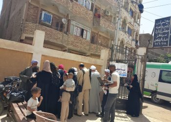 “صحة الأقصر” تنظم قافلة طبية بالزينية مجانية على مدار يومين