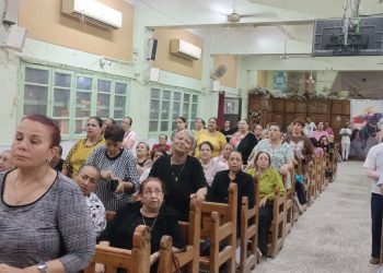 «أعمال الرحمة» محور اللقاء الأسبوعي لاجتماع الشهيد أبي سيفين بكنيسة الأنبا أنطونيوس بالسويس