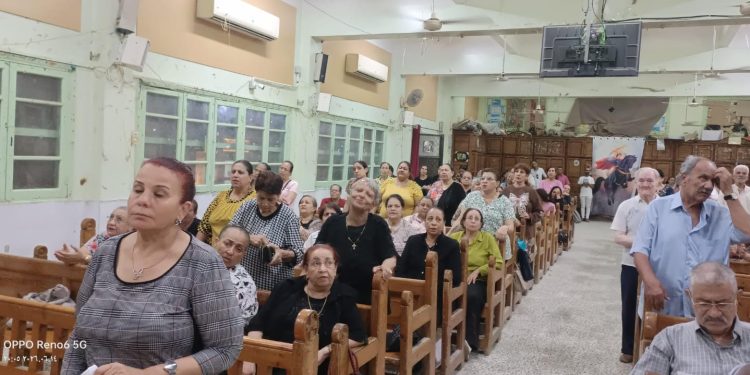 «أعمال الرحمة» محور اللقاء الأسبوعي لاجتماع الشهيد أبي سيفين بكنيسة الأنبا أنطونيوس بالسويس
