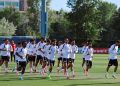 منتخب مصر يتدرب بملعب جونزاجا استعدادا لمباراة نيوزيلندا