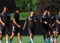 بعثة المنتخب الوطني تتجه إلى كندا استعداداً لمواجهة نيوزيلندا