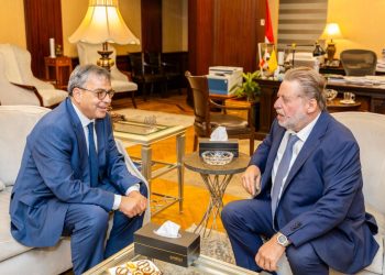 محافظ البنك المركزي المصري يبحث مع نظيره التونسي أوجه التعاون المشترك بين الجانبين