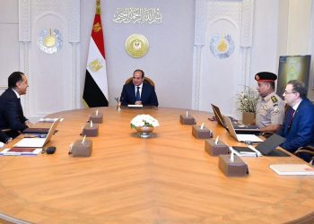 السيسي يقود مرحلة جديدة لتحديث الجهاز الإداري وبناء قيادات المستقبل..