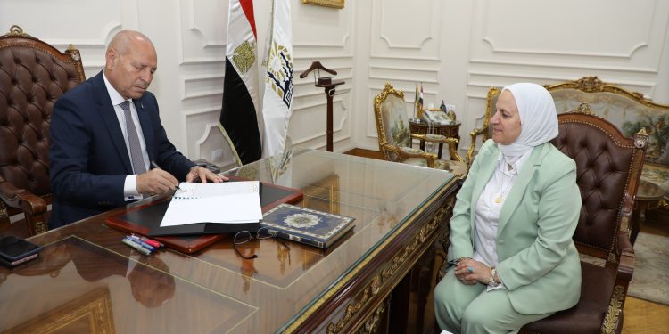 ظهرت الآن.. اعتماد نتيجة الشهادة الإعدادية بالقاهرة بنسبة نجاح 73%