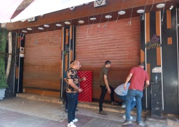 حملات مكثفة لإزالة الإشغالات والتعديات واستعادة الانضباط بشوارع الإسكندرية