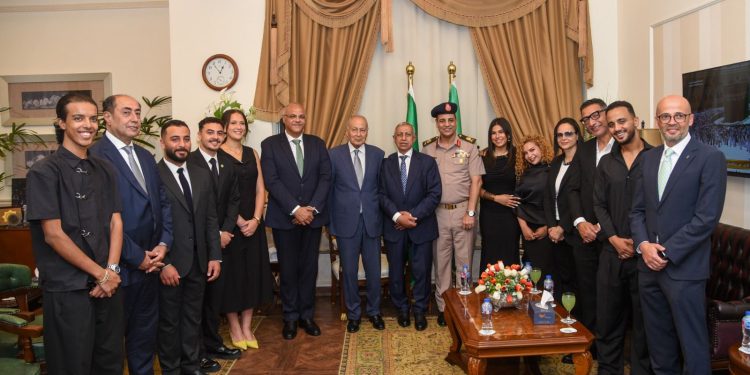 محافظ الإسكندرية يشهد تكريم الدكتور أحمد أبو الغيط وتخريج الدفعة 105 بكلية النقل البحري بالأكاديمية العربية