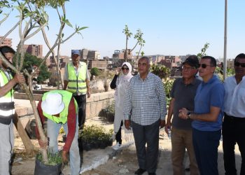 محافظ أسوان يتابع مشروع تطوير مسجد الطابية ويؤكد إحياء للموقع التاريخى برؤية حضارية