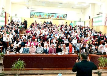 تنفيذ القوافل التعليمية المجانية في مختلف المحافظات