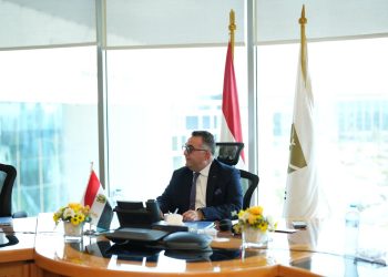 رئيس البورصة المصرية يبحث مع مجلس إدارة الجمعية المصرية لإدارة الاستثمار (EIMA) آليات تطوير الأدوات المالية