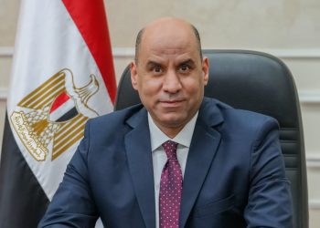 برقم رسمي موحد.. وزارة العمل تطلق قناة رقمية للرد على استفسارات المواطنين عبر واتساب