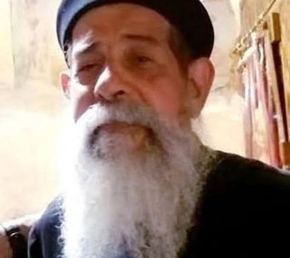 بالصور.. كنيسة الشهيد العظيم مارجرجس جزيرة بدران تودع راعيها القمص يوحنا لوقا