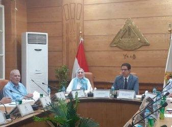 رئيس جامعة بنها يترأس اجتماع مجلس إدارة صندوق المدن الجامعية