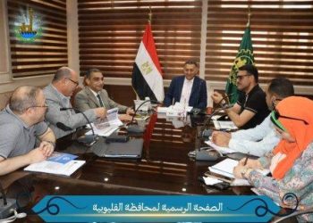 محافظ القليوبية يتابع الموقف التنفيذي لمشروعات مياه الشرب والصرف الصحي