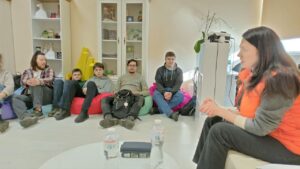 Мобільна бригада соціально-психологічної допомоги Києва провела зустріч з студентами Національного університету біоресурсів і природокористування України. 