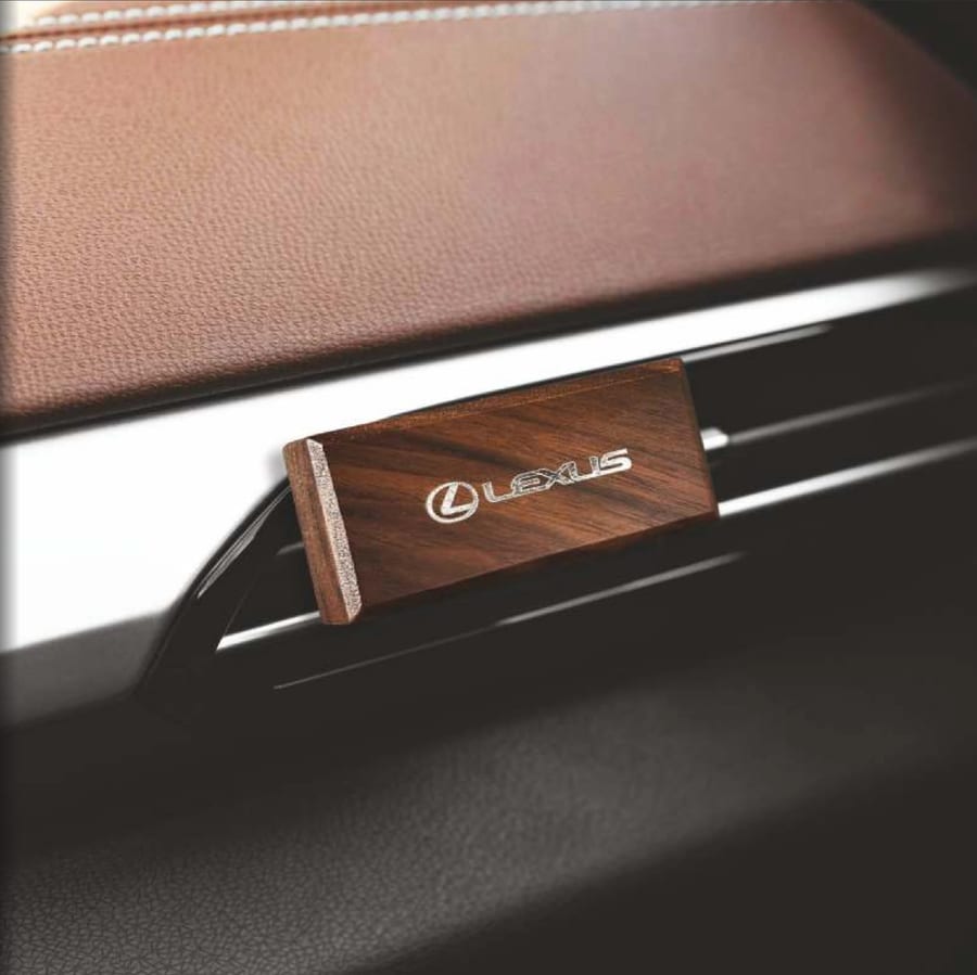 Coperta Catalog Car Perfumes 2026