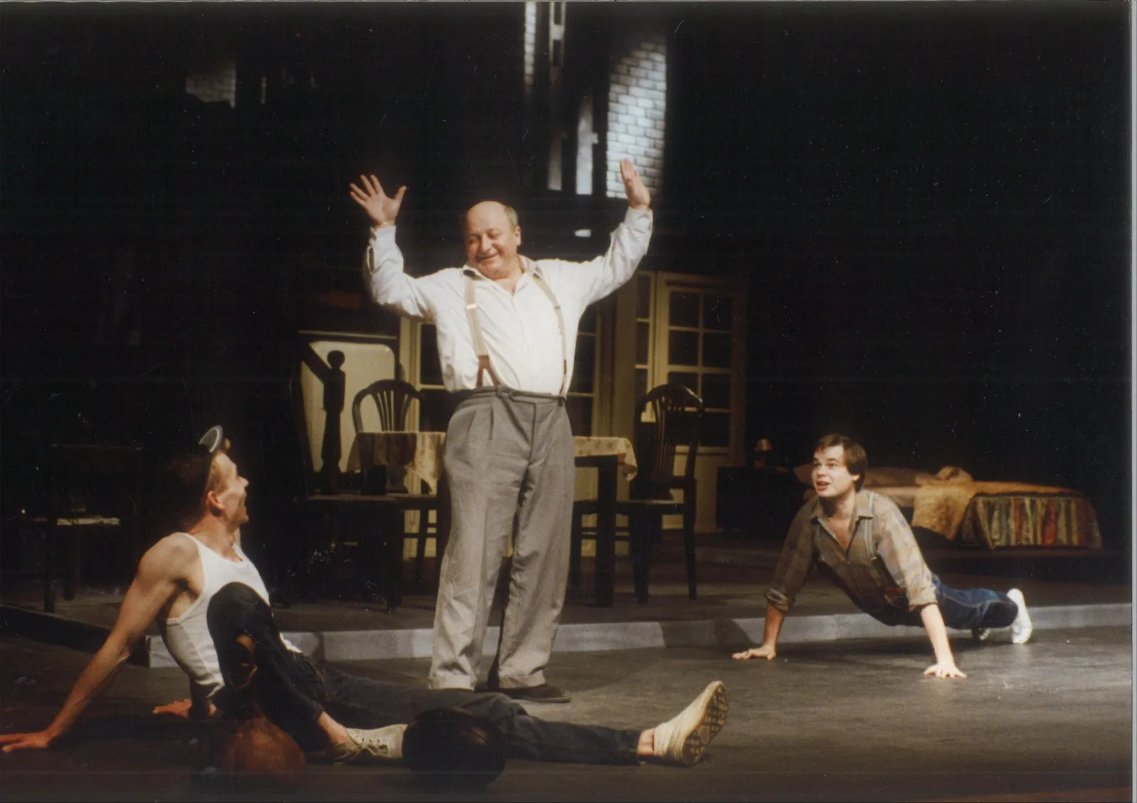 Z KRONIKI TEATRU WYBRZEŻE ODCINEK 49