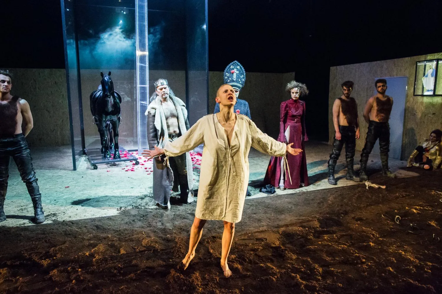 ŚMIERĆ BIAŁEJ POŃCZOCHY na Kaliskich Spotkaniach Teatralnych!
