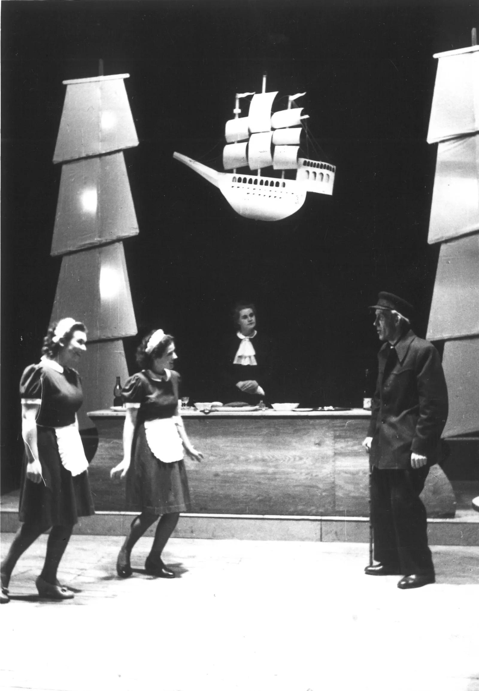 ZEGLARZ-rez.-Iwo-Gall-1947_ZEGLARZ-rez.-Iwo-Gall-1947