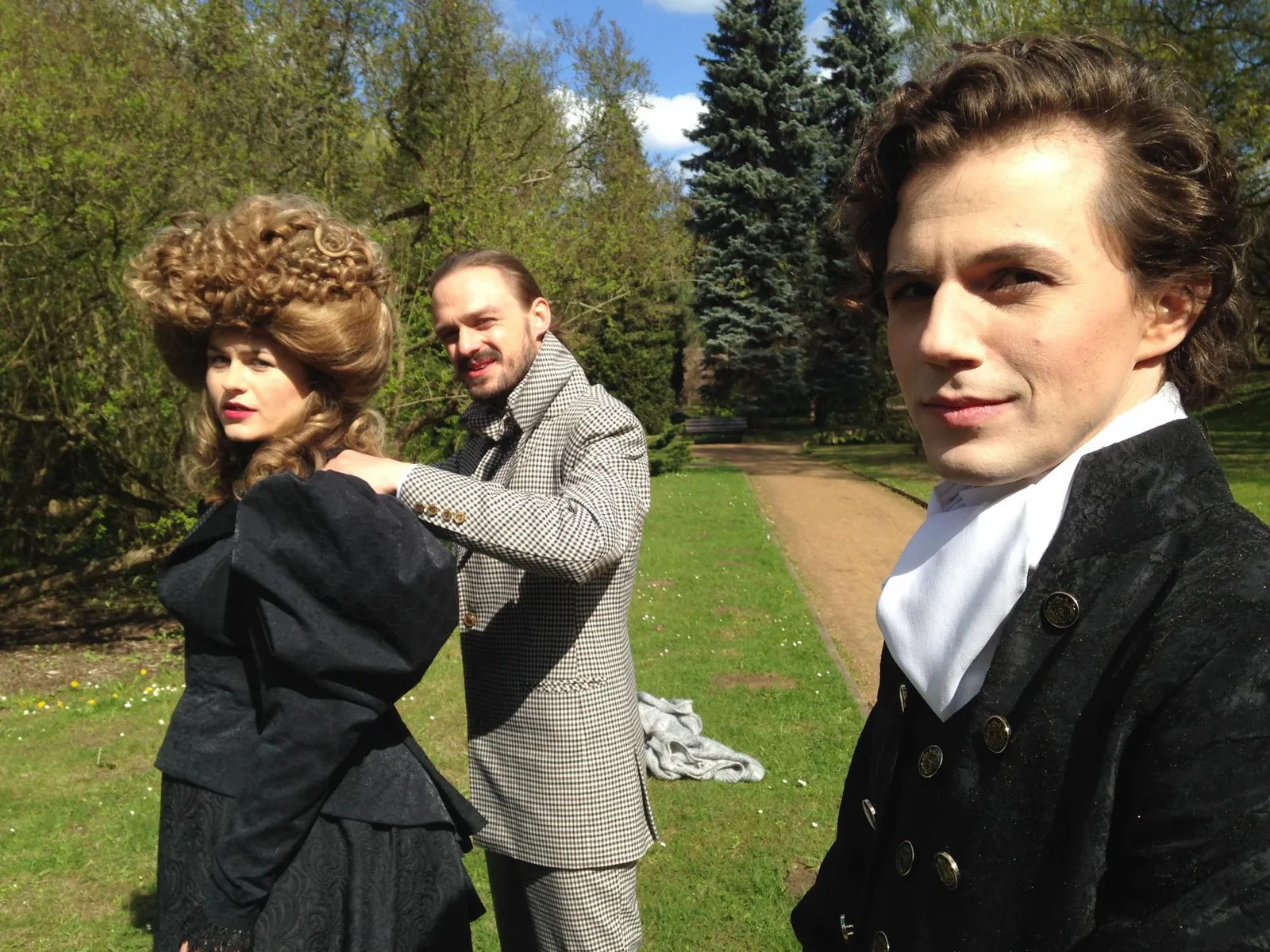 trailer-portretu-damy-4_trailer-portretu-damy-4