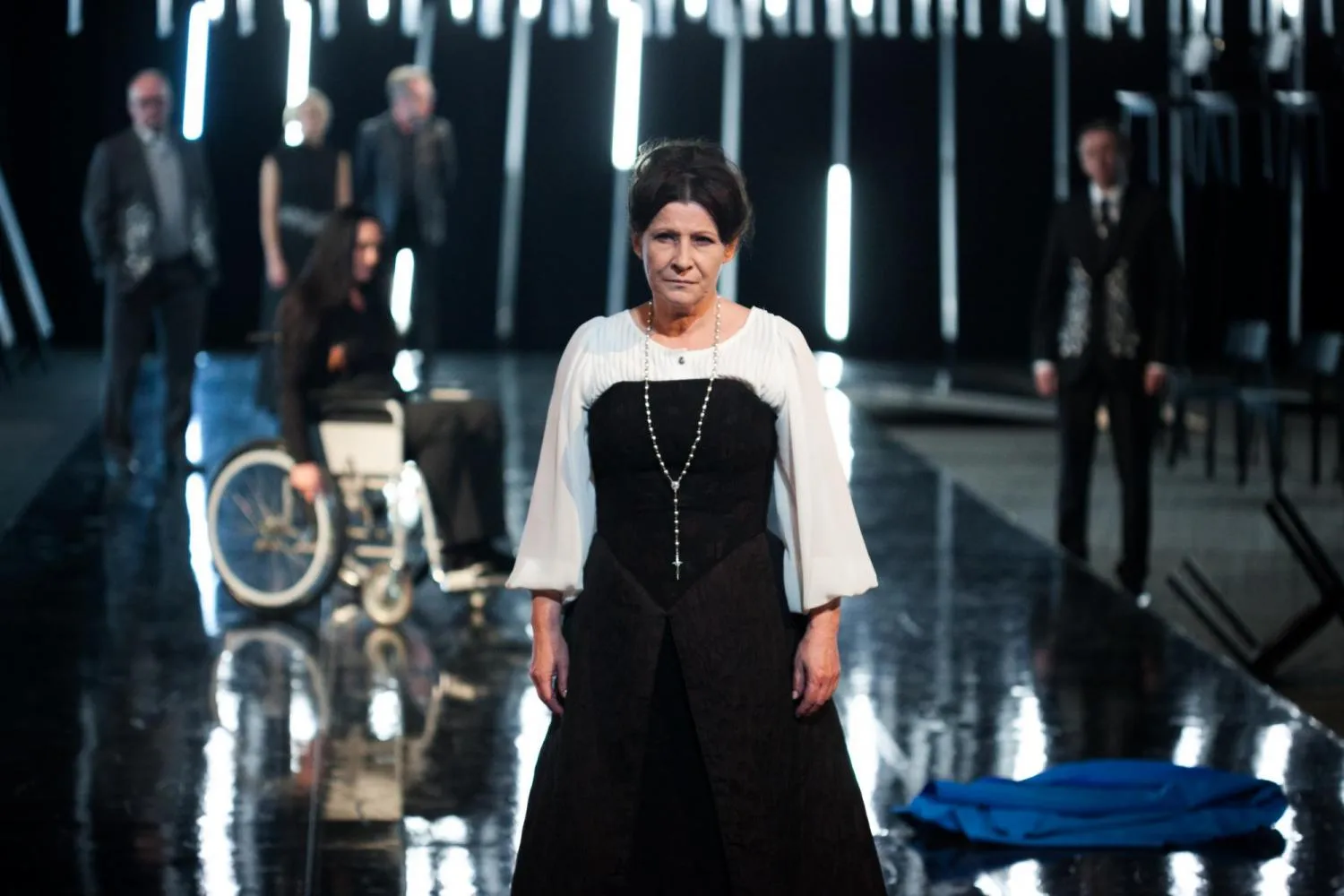 maria-stuart-2_maria_stuart_2_6ab1a92619