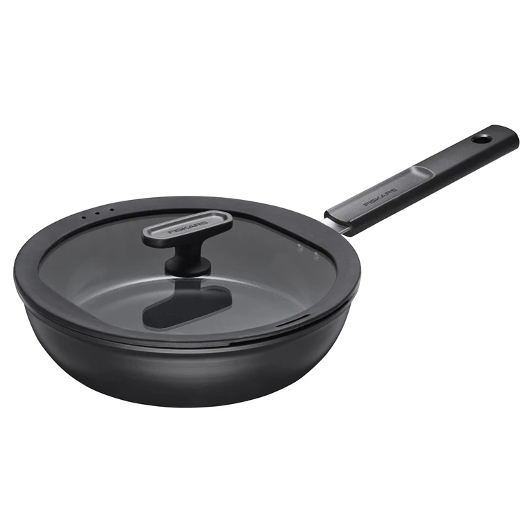 FISKARS Cepšanas panna ar vāku Fiskars
