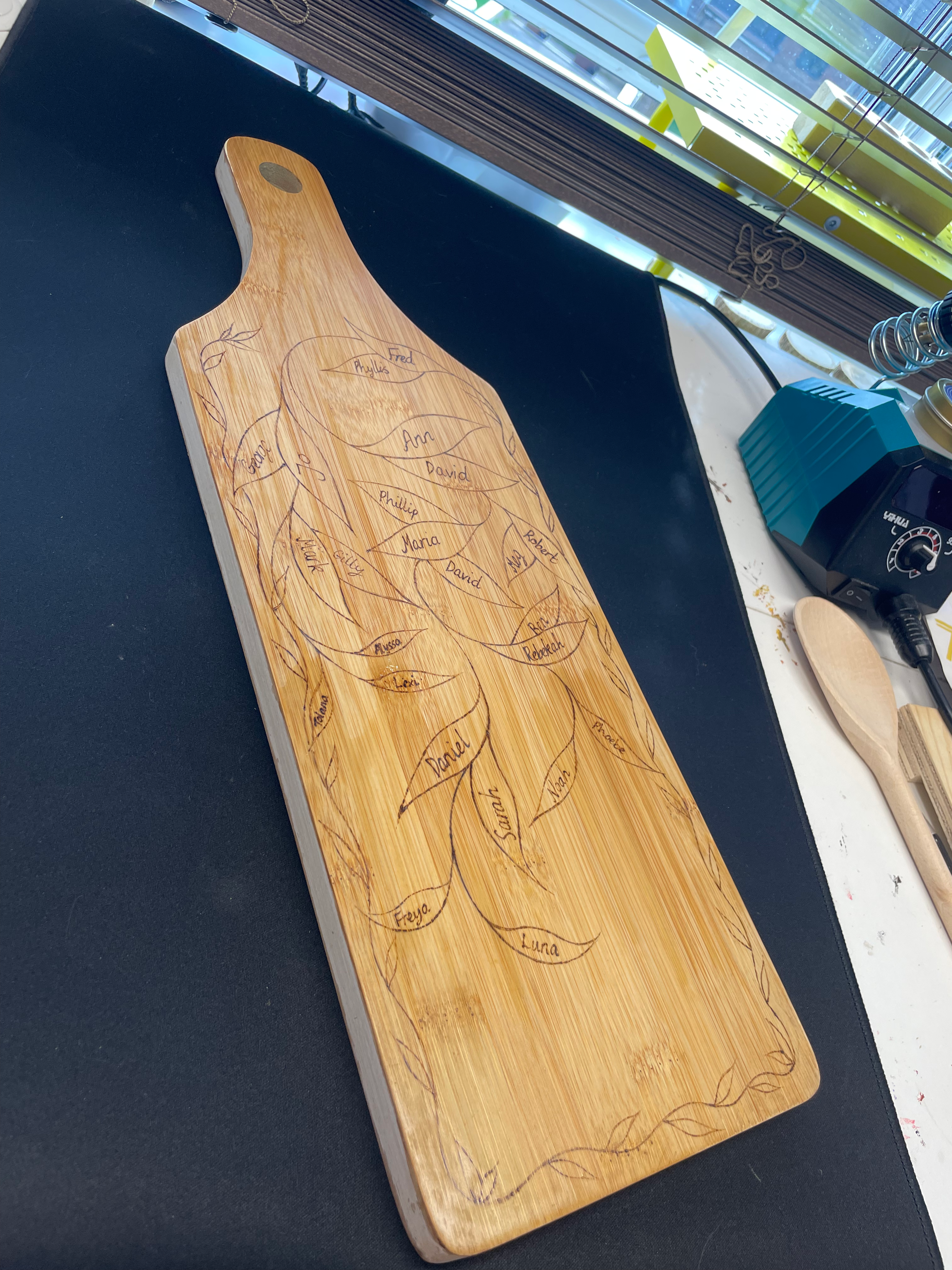 Custom Family Tree Chopping Board - image 2