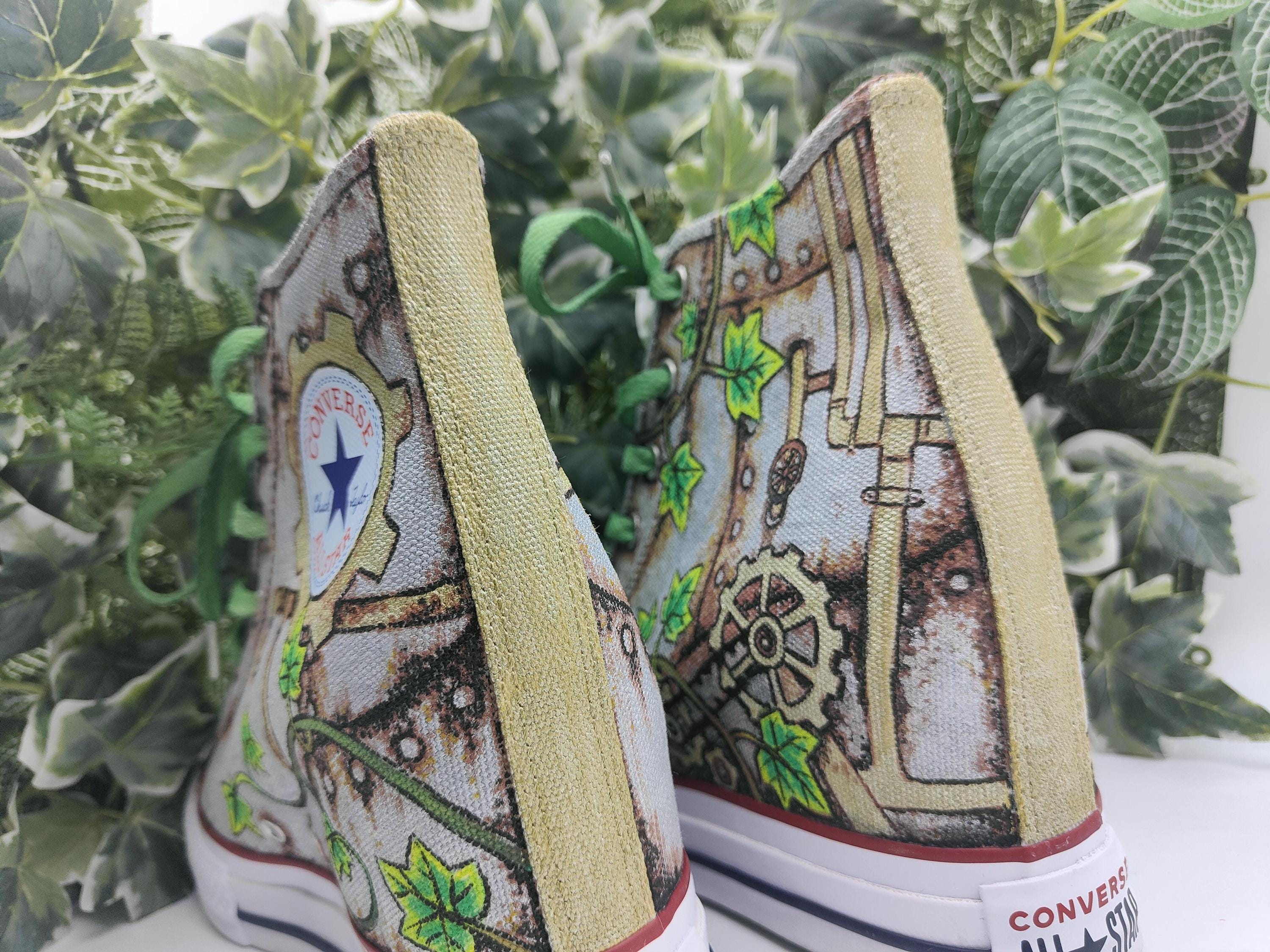 Hand painted custom Converse "Lost City" Size 7 UK - image 8