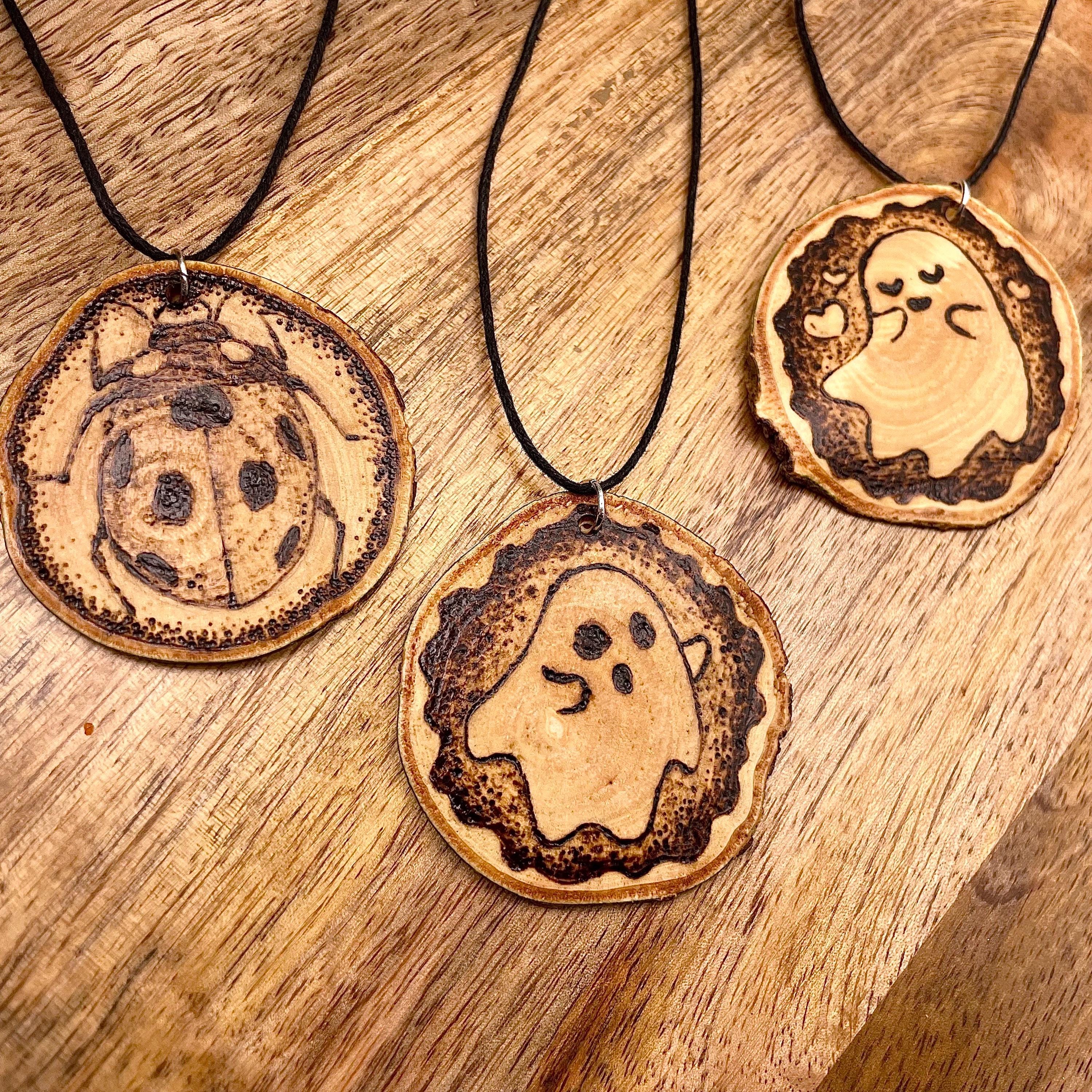 Hand burnt pendant - image 6