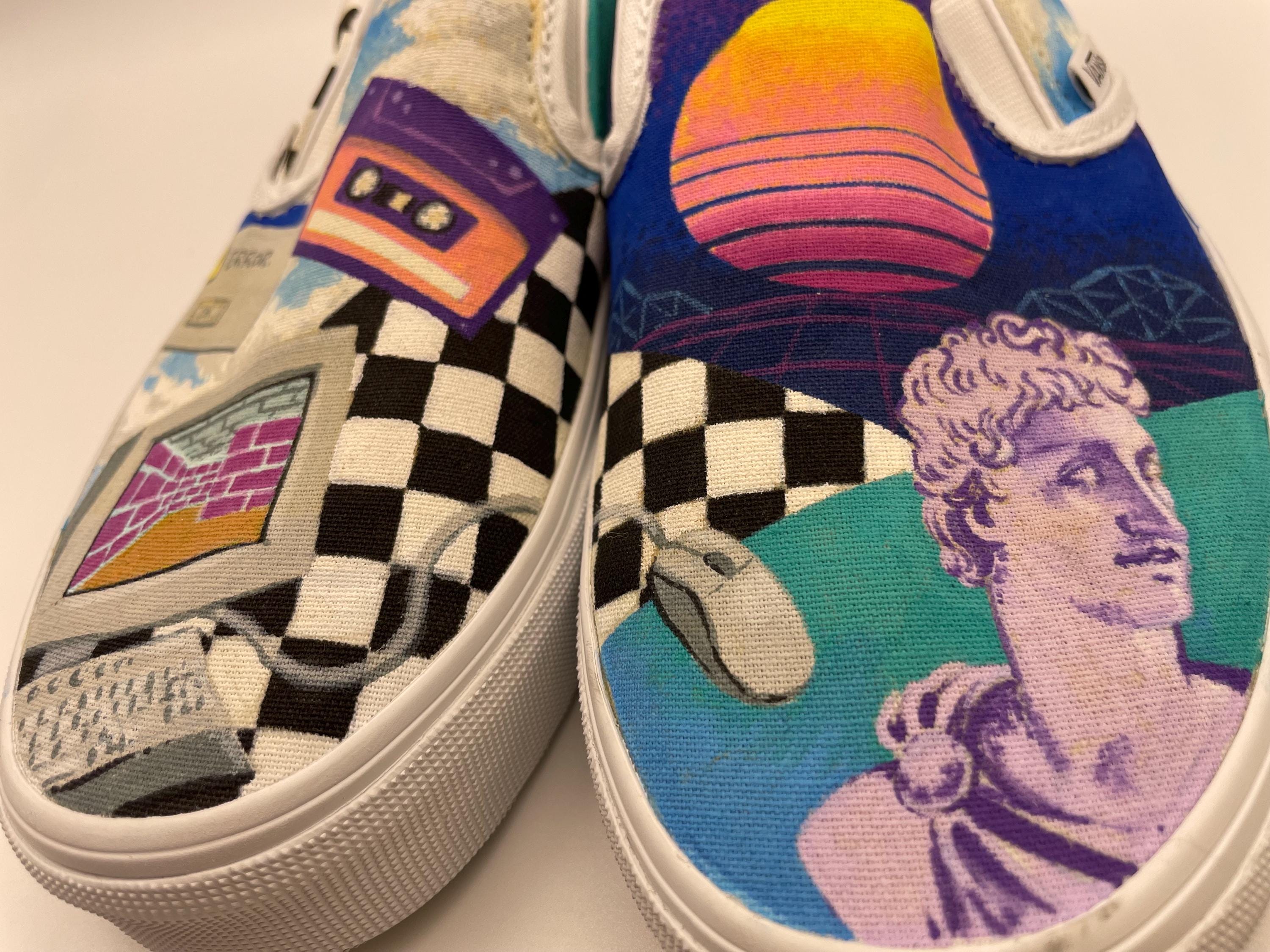 Retro/Vaporwave Custom Vans size UK 5 - image 7