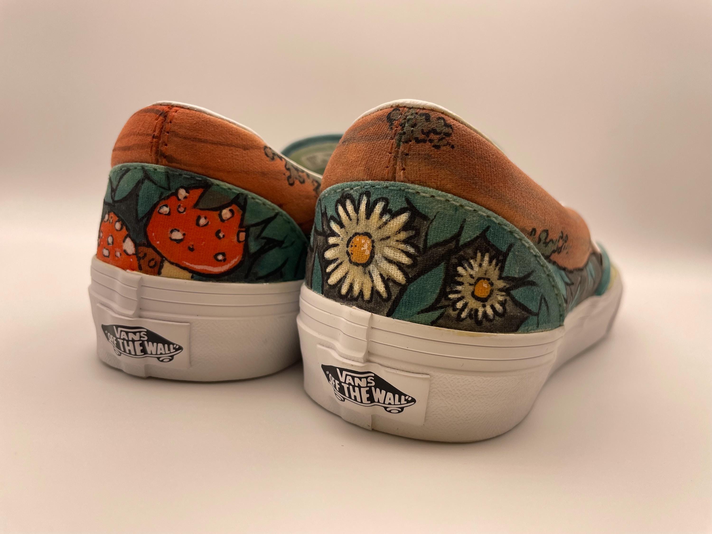 Hand painted Custom Vans "Woodland" Size UK 5 - image 4