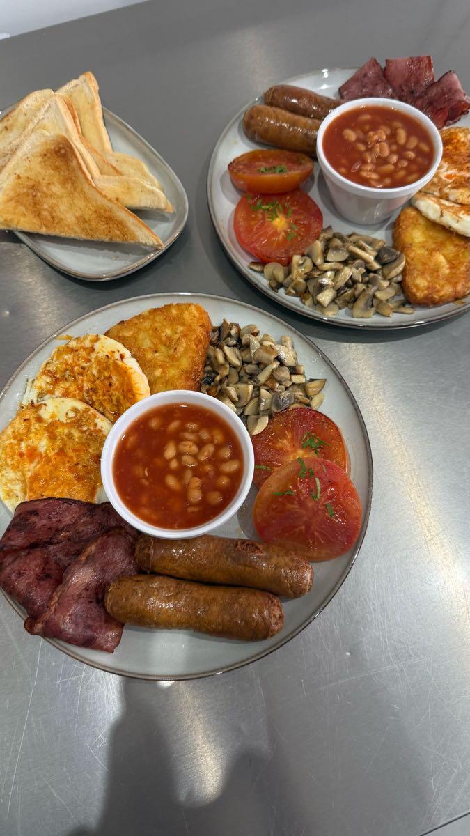 The Fratello English breakfast with sausages, turkey bacon, hash browns, beans, mushrooms and toast