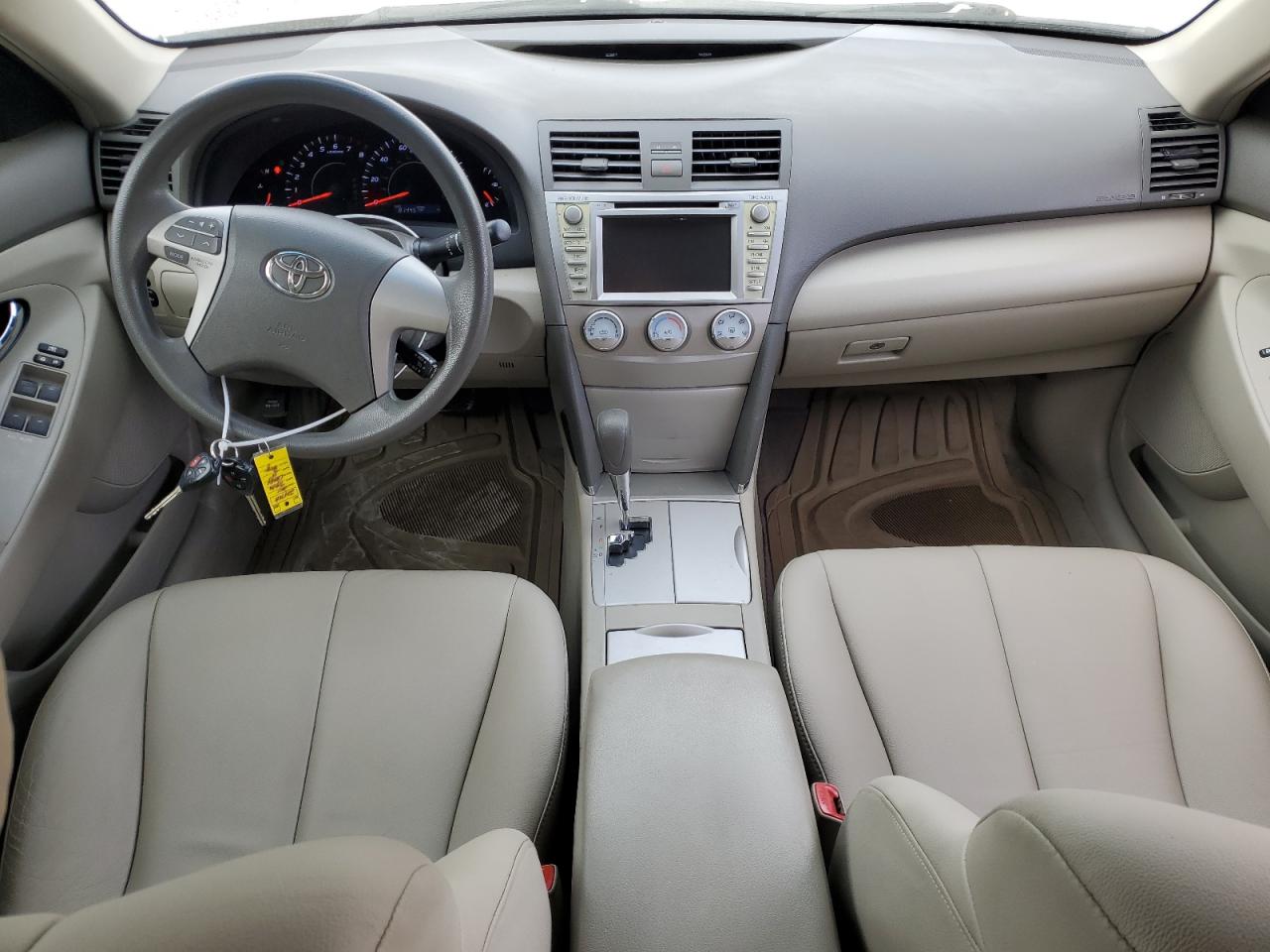 2011 TOYOTA CAMRY BASE photo 15