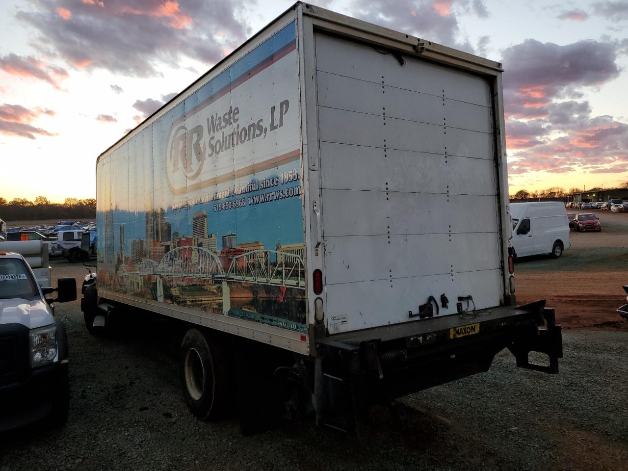 2012 FREIGHTLINER M2 106 MEDIUM DUTY photo 3