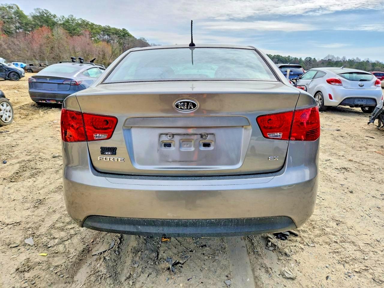 2012 KIA FORTE EX photo 12