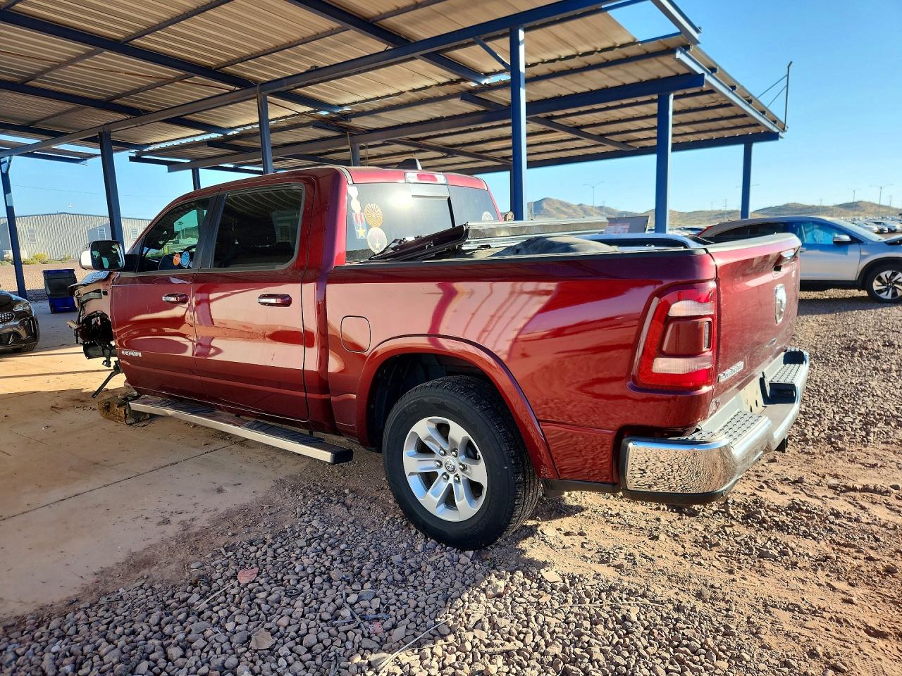 2019 RAM 1500 LARAMIE photo 3