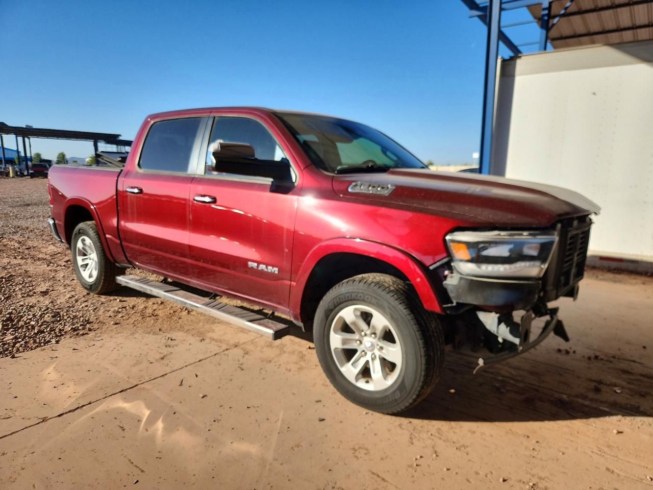 2019 RAM 1500 LARAMIE photo 7