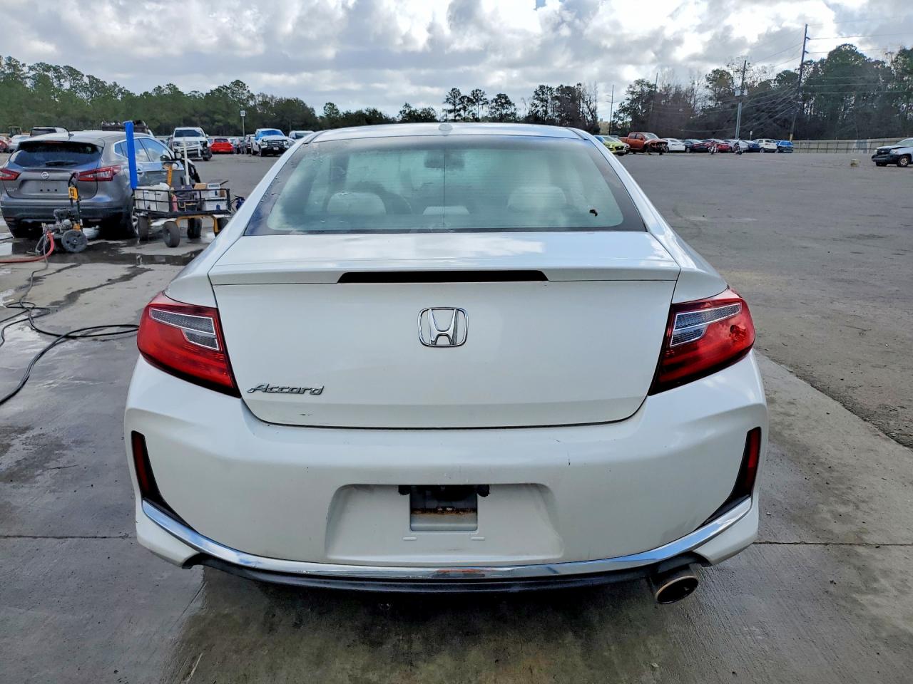 2016 HONDA ACCORD EX photo 11