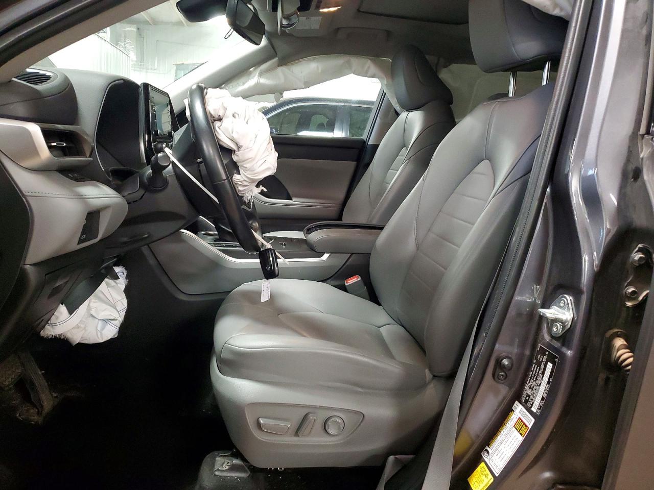 2022 TOYOTA HIGHLANDER HYBRID XLE photo 13
