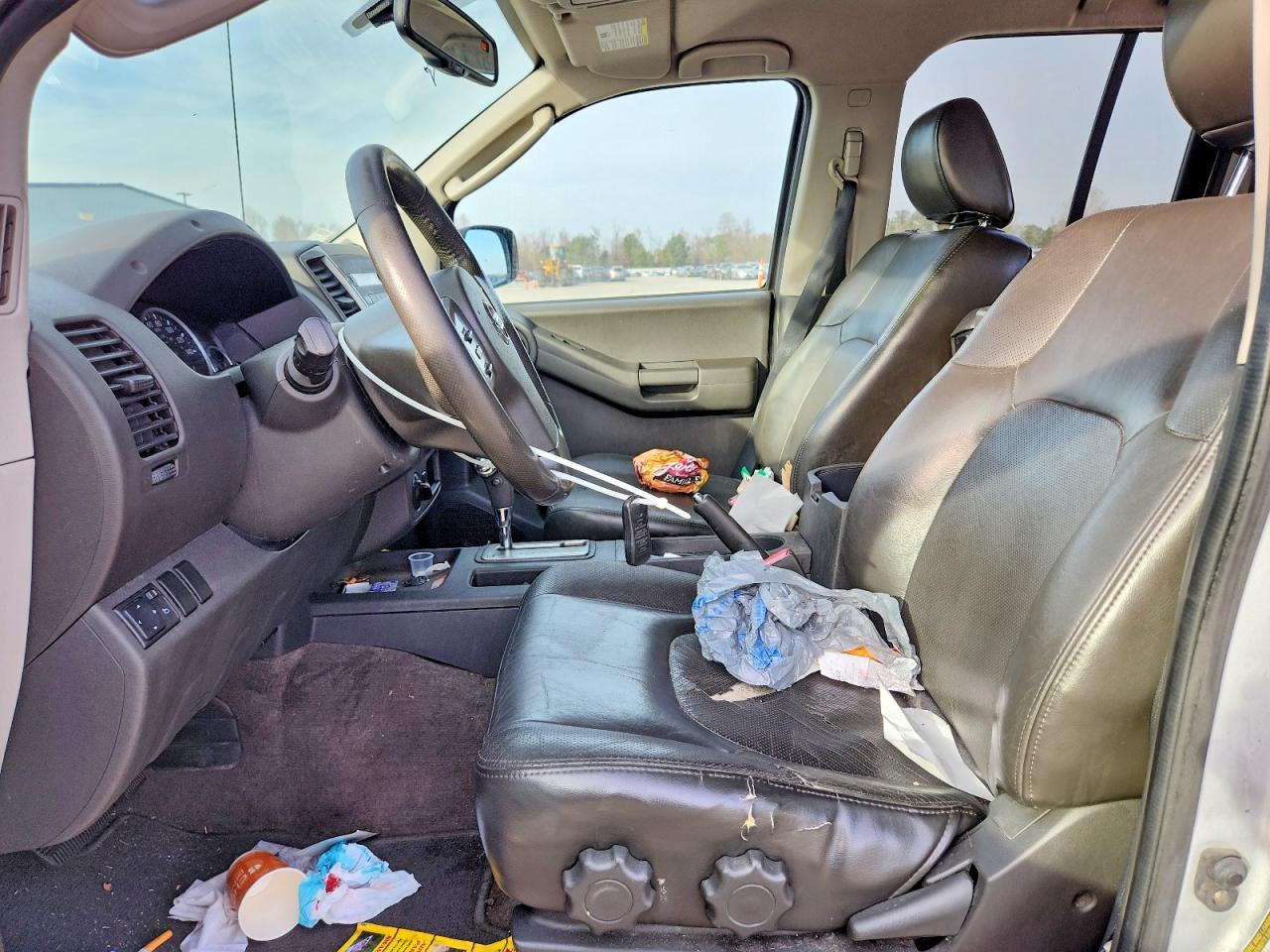 2010 NISSAN XTERRA X photo 13