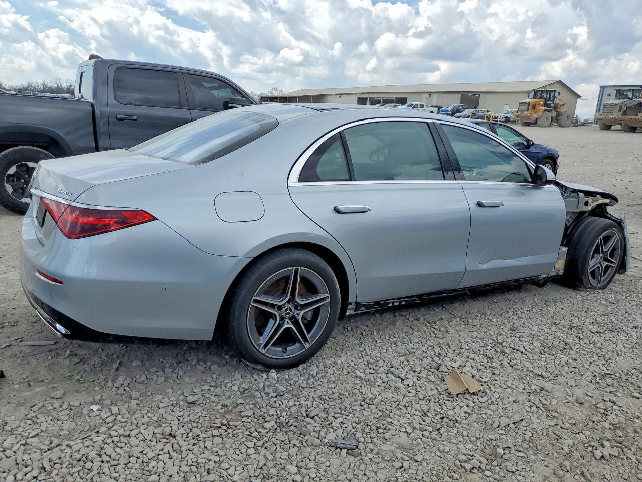 2022 MERCEDES-BENZ S 500 4MATIC photo 3