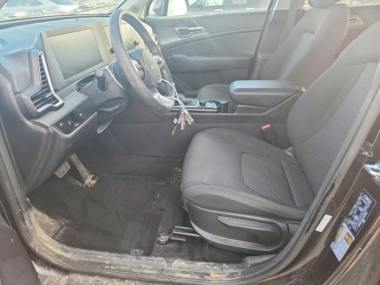 2025 KIA SPORTAGE photo 13