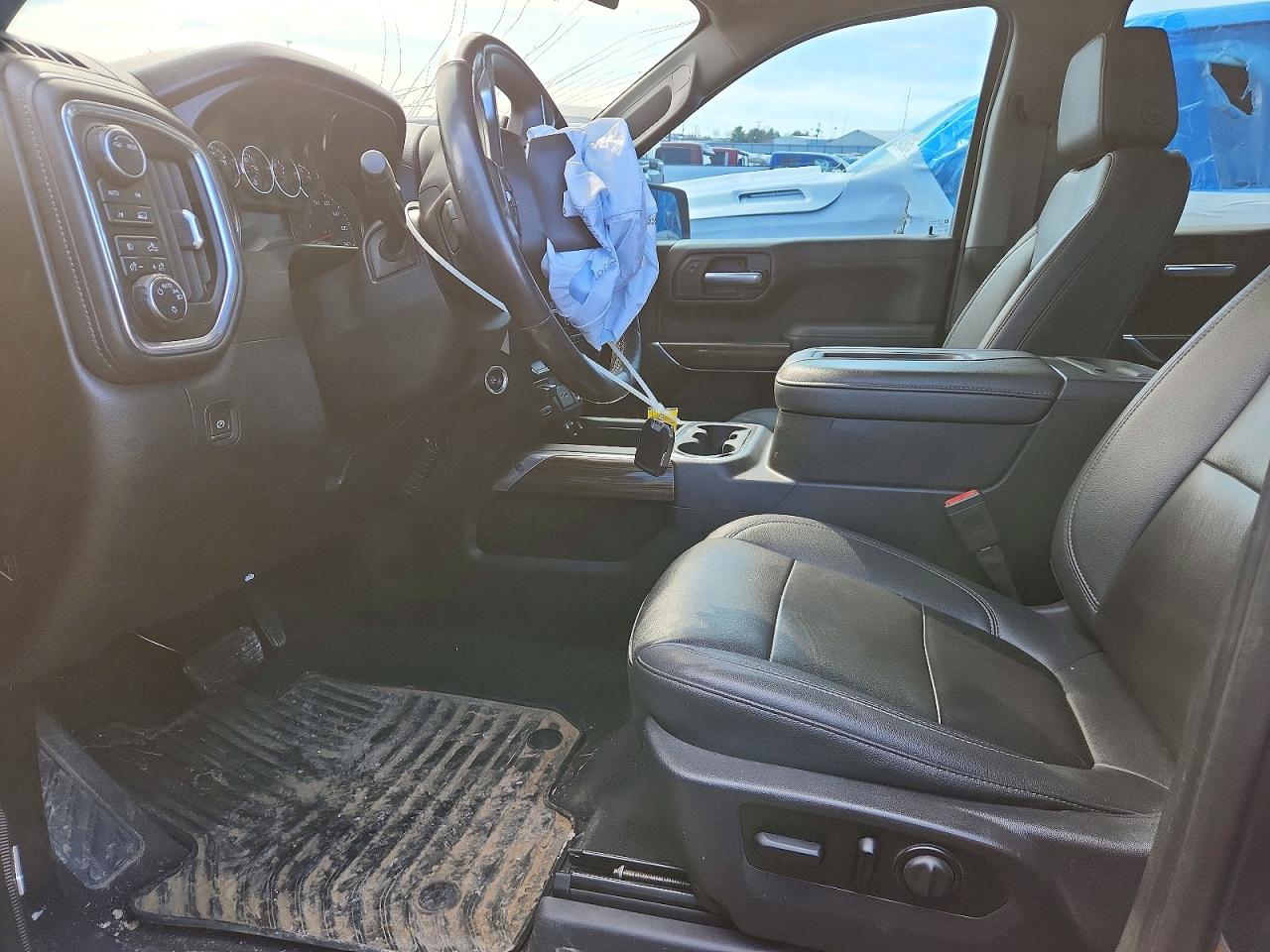 2021 CHEVROLET SILVERADO K1500 RST photo 13