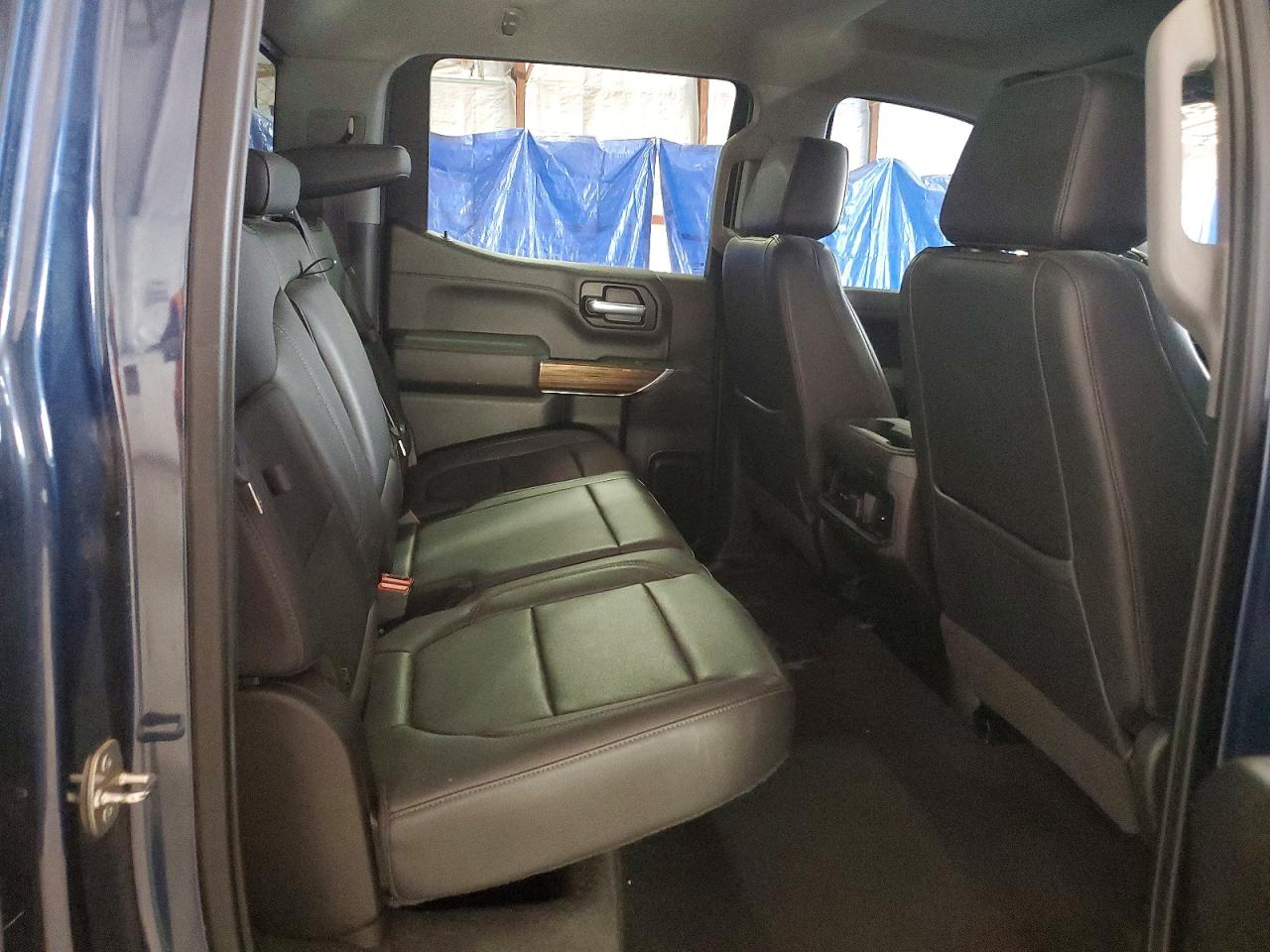 2021 CHEVROLET SILVERADO K1500 RST photo 19