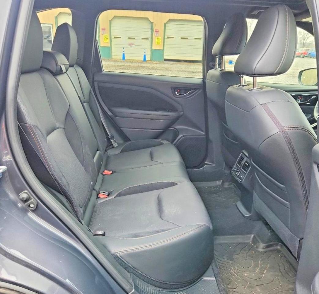 2025 SUBARU FORESTER TOURING photo 19